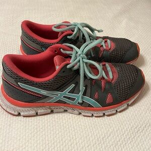 ASICS Women’s Tennis Shoes, 7.5